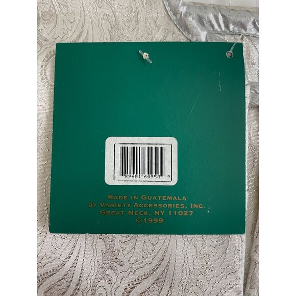 Holiday Home Decorative Tree Skirt 58" Diameter Elegant Jacquard Fabric Buttons - Picture 7 of 9